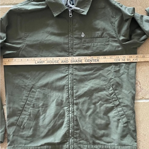 Volcom "Warren" Jacket Green Hooded Jacket Small Excellent Condition - Picture 8 of 9